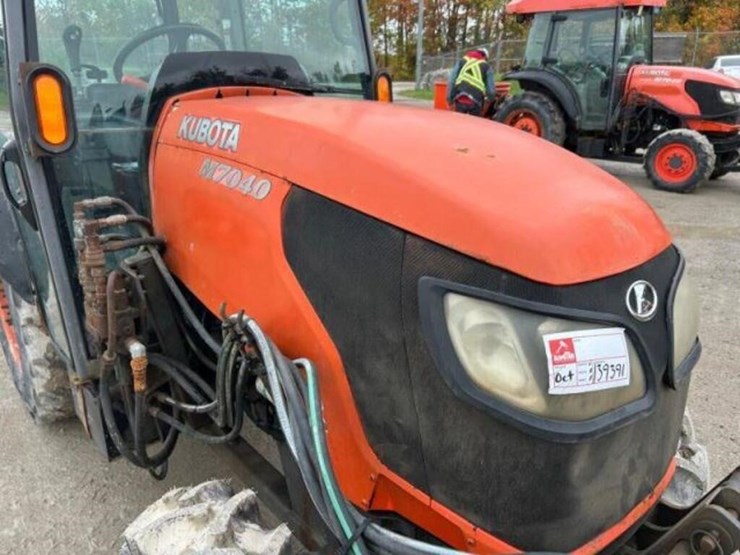 2008-kubota-m7040d-image-41