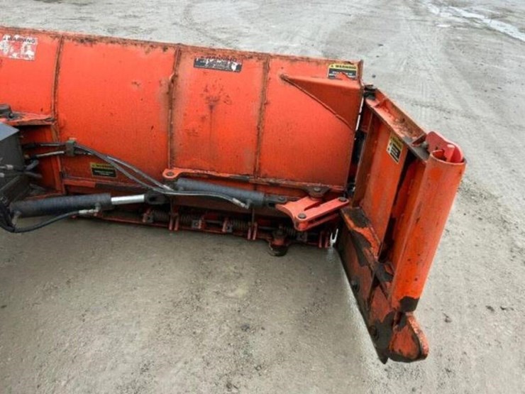 2012-kubota-m110gx-image-28