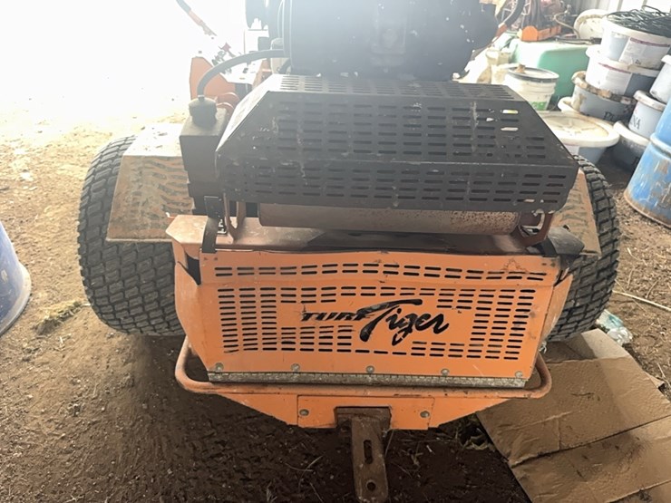 scag-turf-tiger-zero-turn-mower-image-7