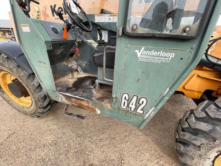 2007-mustang-642-image-30