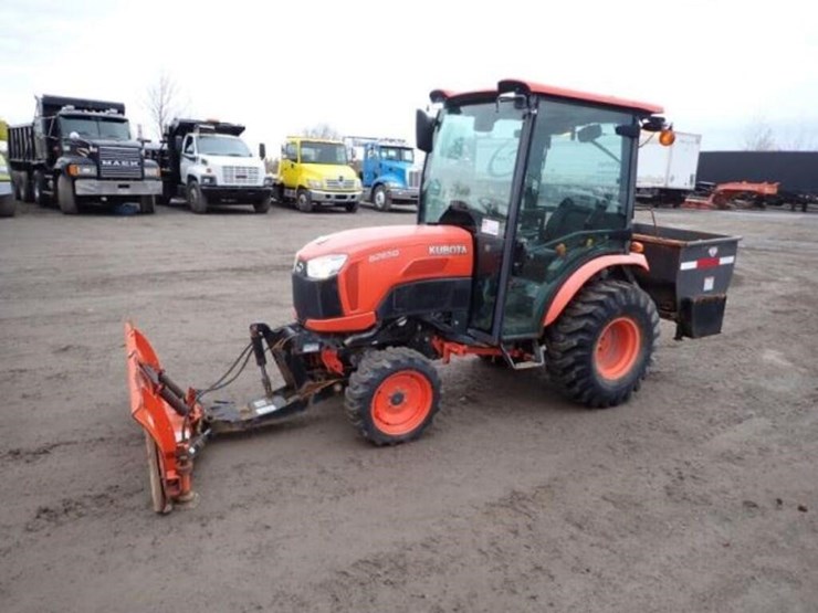 2017-kubota-b2650hsd-image-1