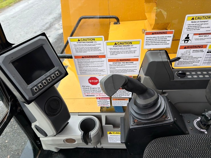 2021-morooka-mst2200vdr-image-25