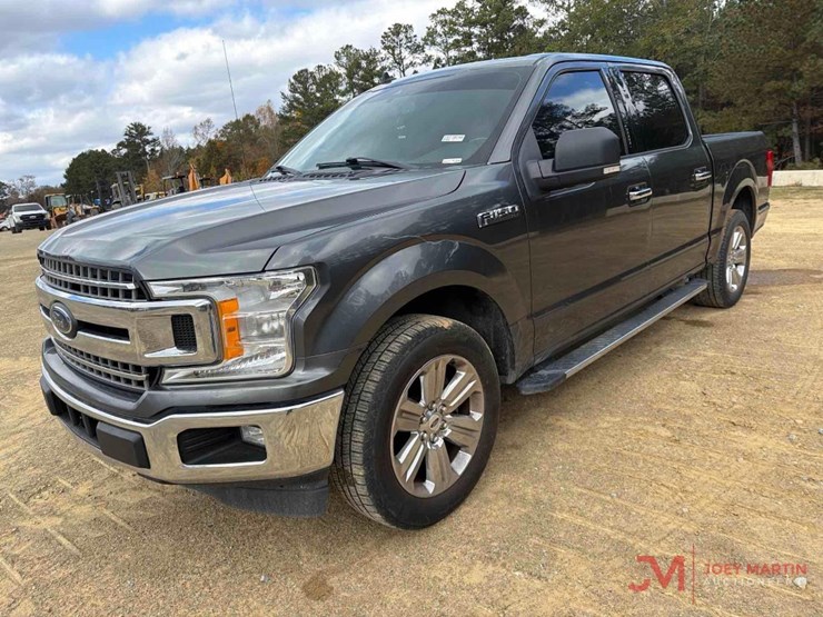 2020-ford-f150-xlt-image-32