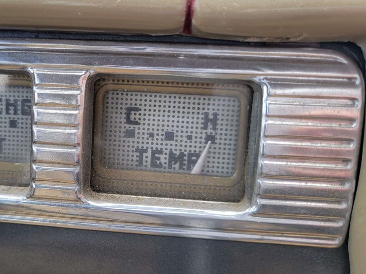 1948-ford-sedan-image-76