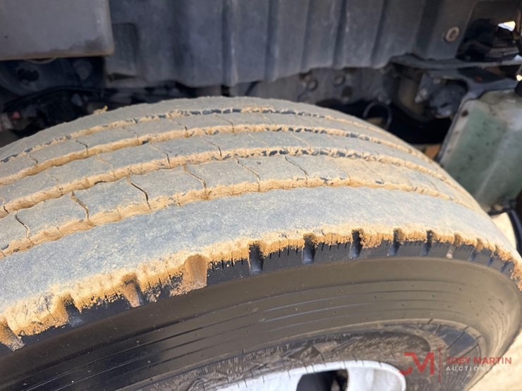 2015-international-4300-image-15