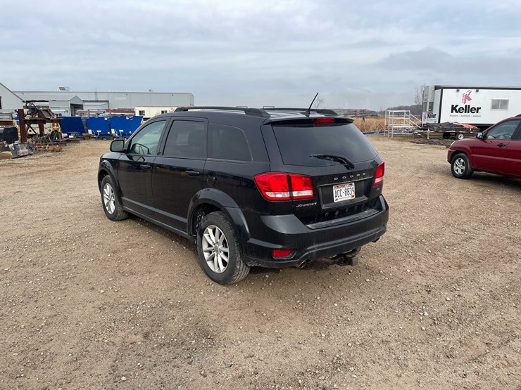 2013-dodge-journey-image-3