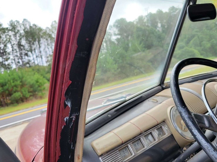 1948-ford-sedan-image-38