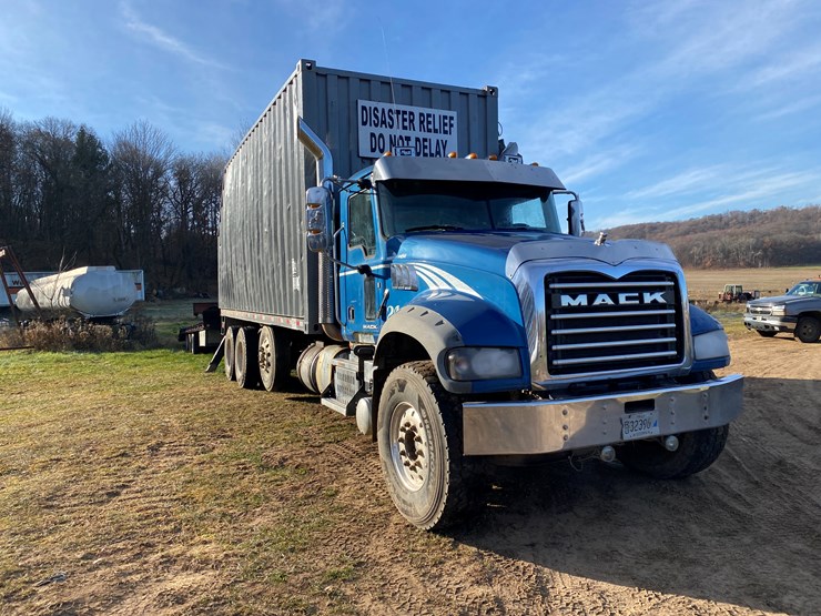 #207-•-2015-mack-grapple-truck-(has-wi-title)-(colfax,-wi)-image-10