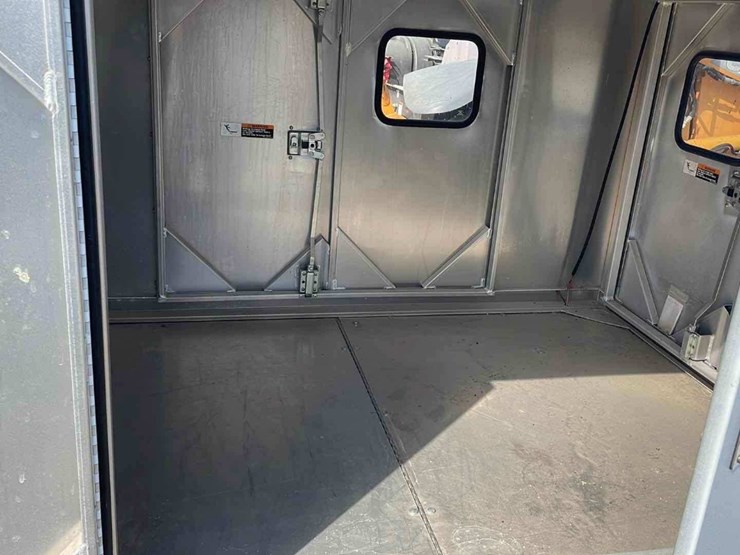 club-car-carryall-6-image-5