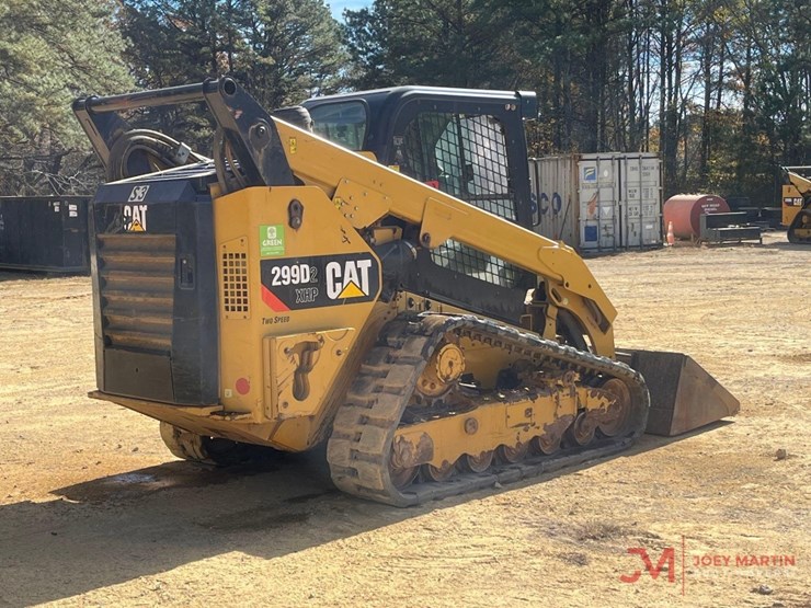 2017-caterpillar-299d-image-2
