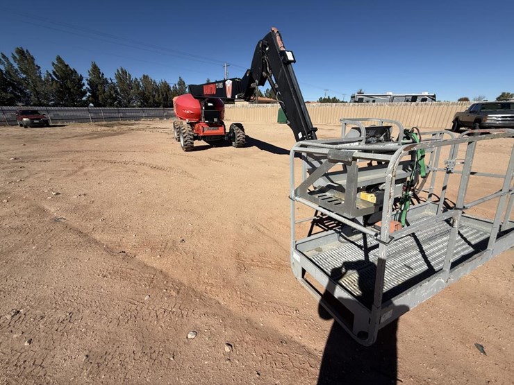 #1019-•-2020-manitou-tj85-manlift-image-8