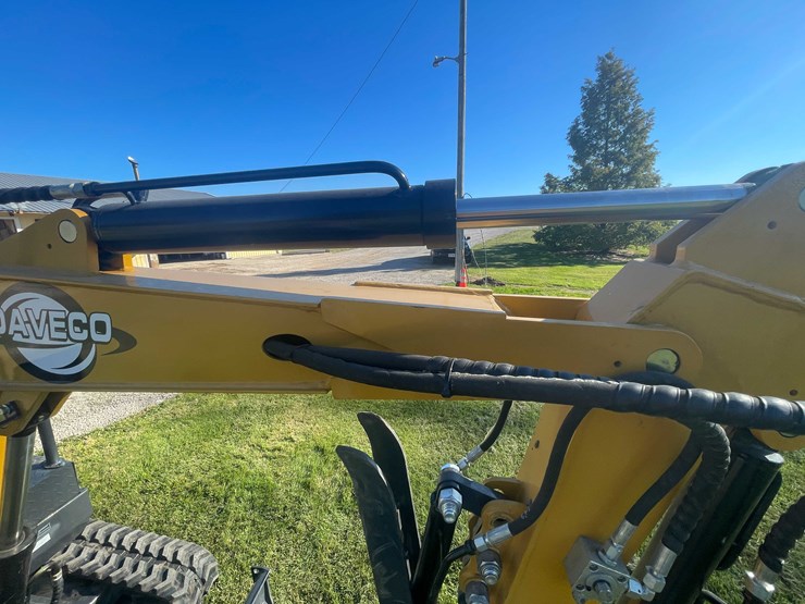 #412-•-2025-agt-industrial-mini-excavator-(cedar-grove,-wi)-image-37