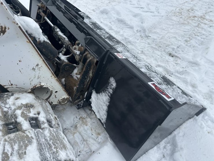 2020-bobcat-t740-image-65