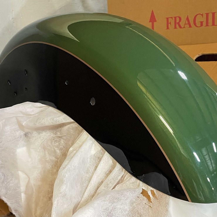 #8737 • Honda Shadow Front Fender (PR3)