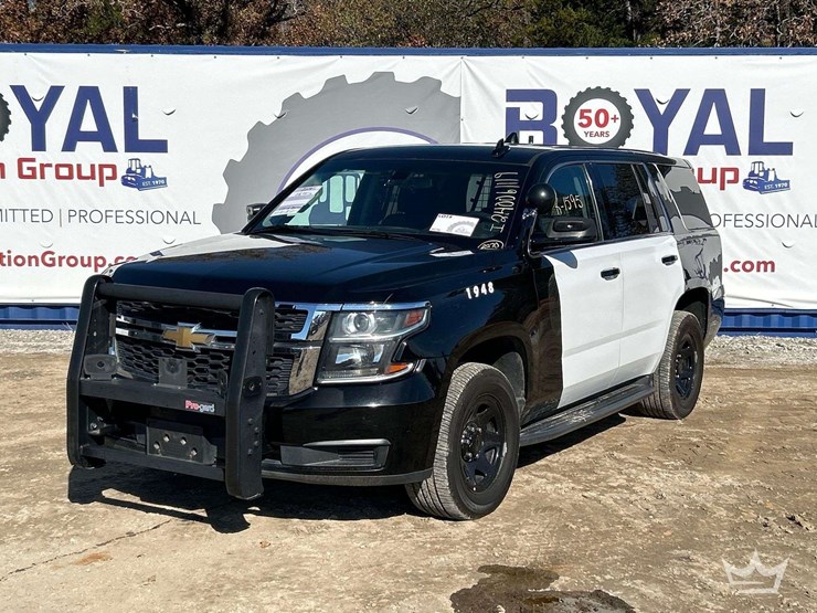 2019-chevrolet-tahoe-image-1