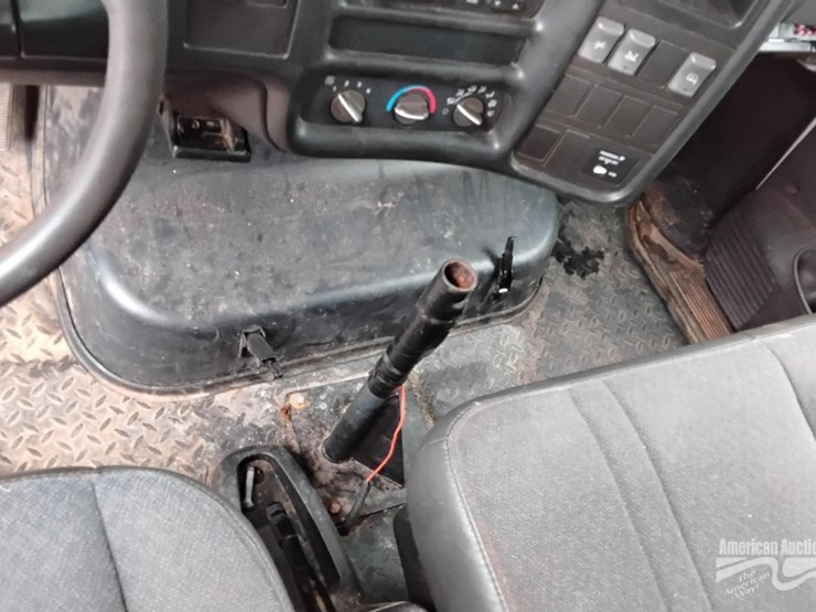 2008-chevrolet-c4500-truck-image-12