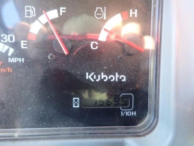 2011-kubota-rtv1100-image-11