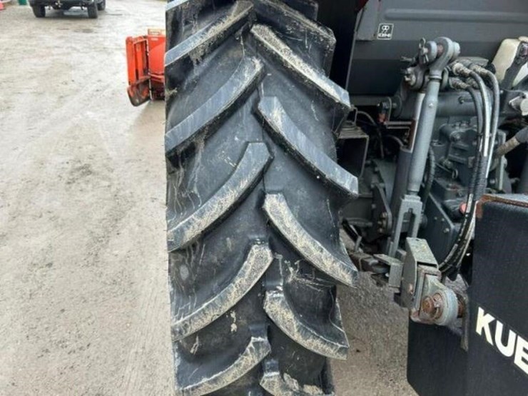 2012-kubota-m110gx-image-51