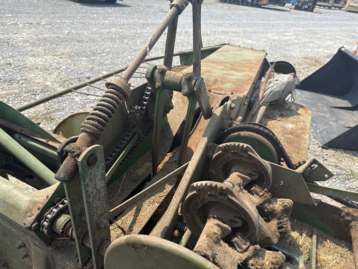 john-deere-24t-image-7