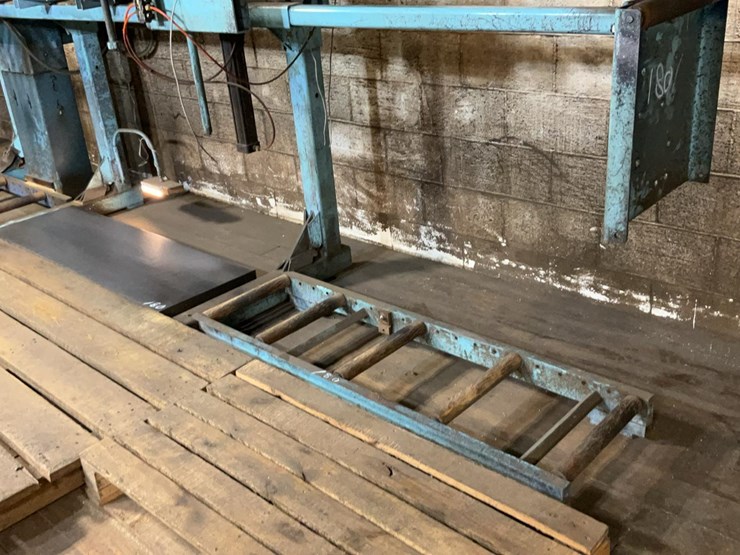 #180-•-armstrong-leveling-bench-and-roller-image-14