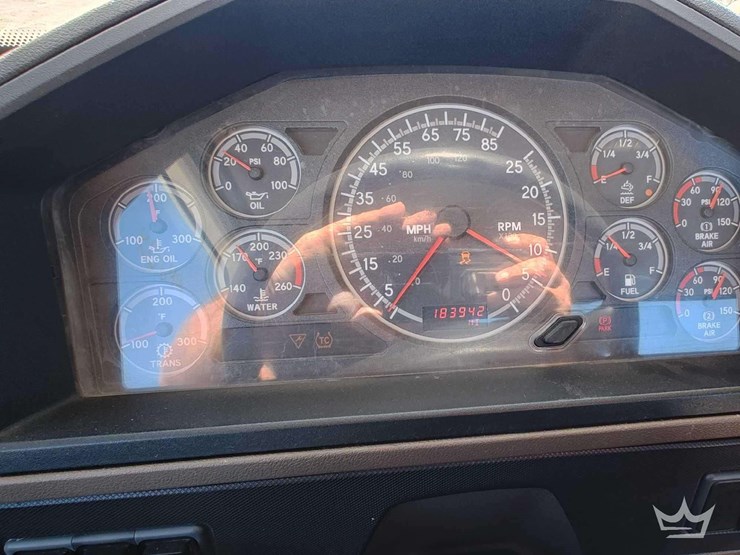 2019-international-hx620-image-34