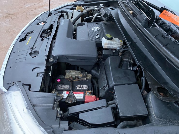 2014-nissan-pathfinder-image-11