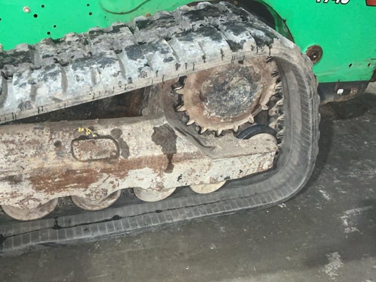 2018-bobcat-t740-image-19