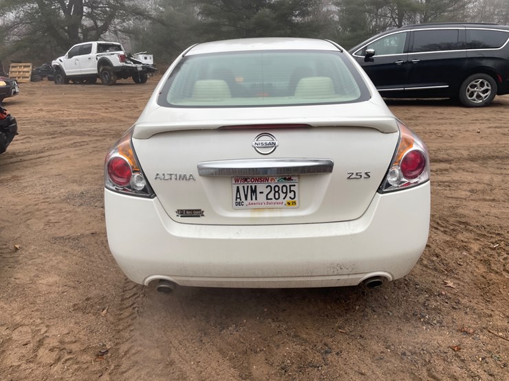 #264-•-2012-nissan-altima-(rhinelander,-wi)(title-in-delay)-image-4