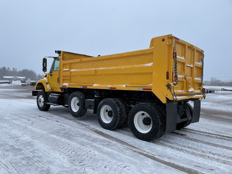 #234-•-2005-international-tri-axle-dump-truck-(has-wi-title)(mosinee,-wi)-image-3