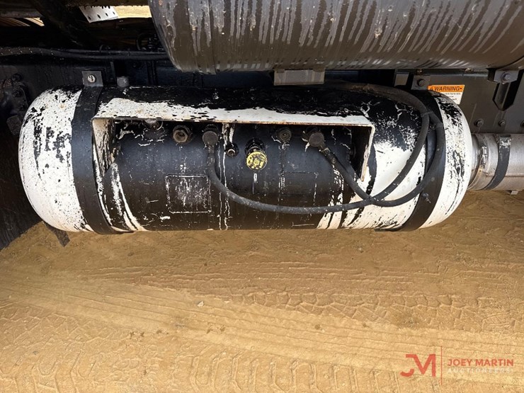 2008-sterling-l7500-image-20