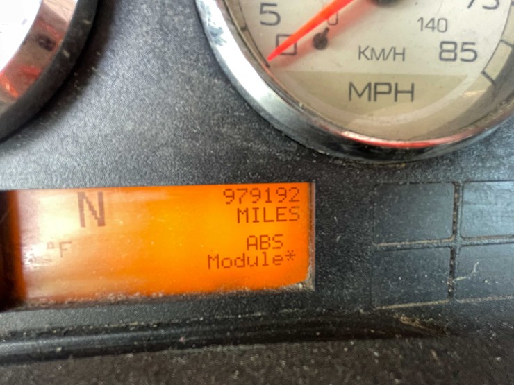 #200-•-2016-international-semi-tractor-(title-in-delay)-(denmark,-wi)-image-65