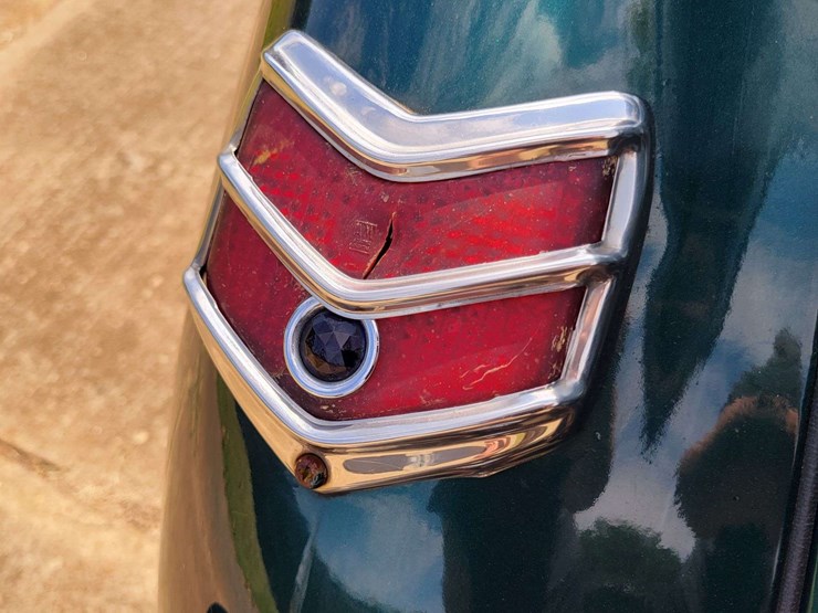 1940-ford-sedan-image-33