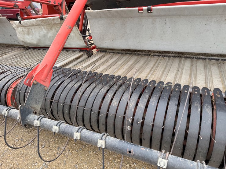 2011-kuhn-merge-maxx-900-image-20