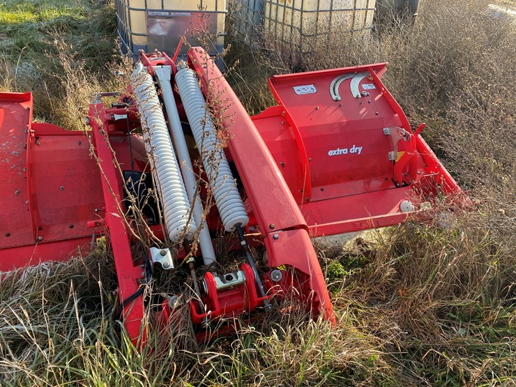 #8000-•-(2)-pottinger-triple-mowers-(colfax,-wi)-image-38