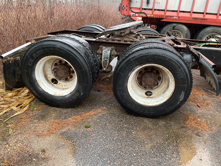 2003-caterpillar-c15-image-25