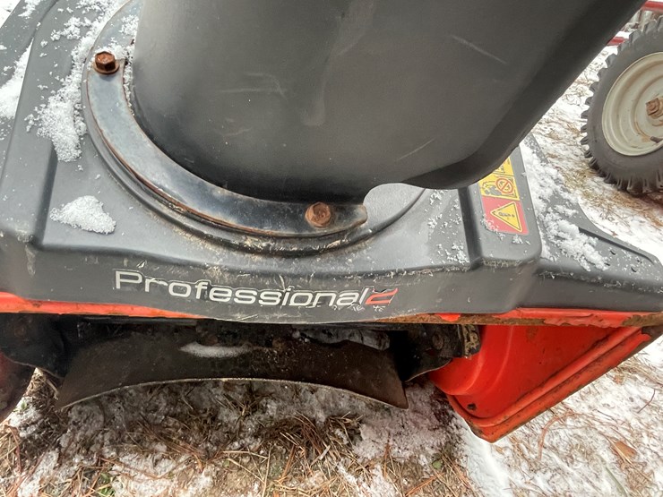 #2707-•-ariens-professional-21-snow-blower-(fall-creek,-wi)-image-10