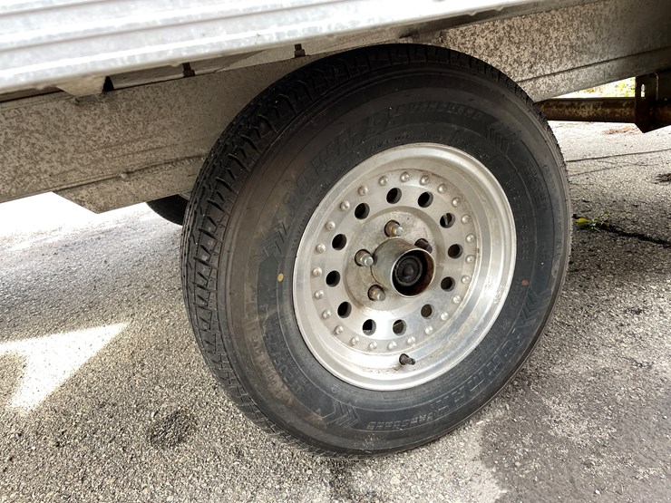 #1397-•-2001-karavan-expedition-trailer-(no-title)-(of)-image-17