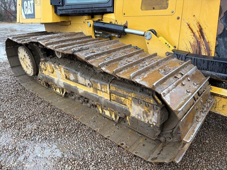 2015-caterpillar-d6k2-image-14