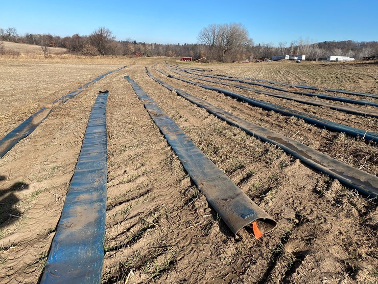 #8462-•-(4)-sections-of-10"-bulldog-hose-(colfax,-wi)-image-3