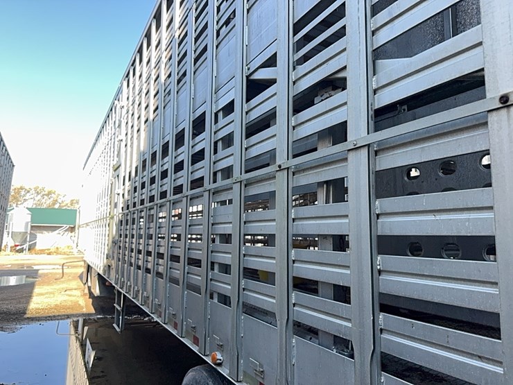 2002-eby-livestock-image-23