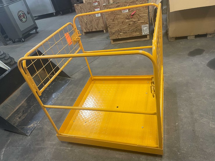 #8667-•-forklift-platform-basket-with-fork-pockets-(pr3)-image-8