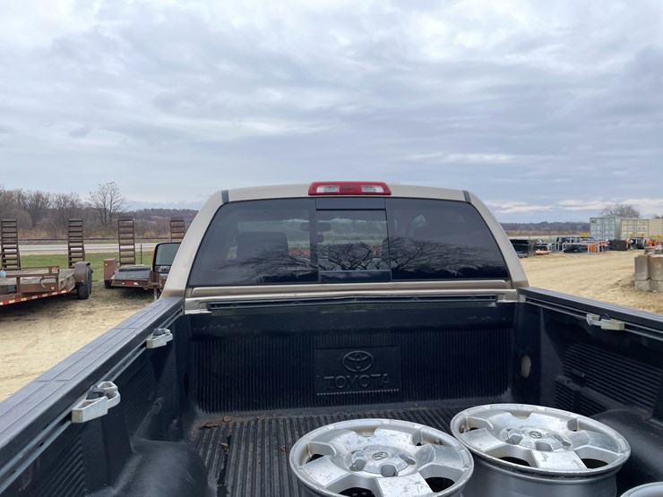 2007-toyota-tundra-sr5-image-35