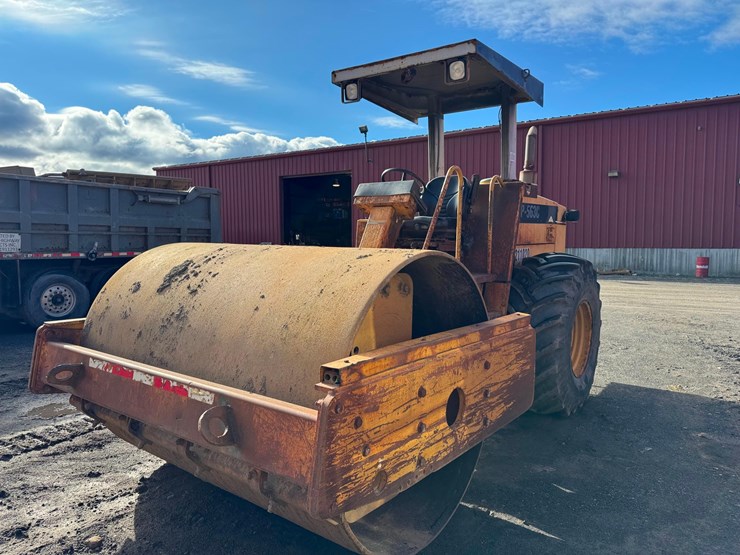 caterpillar-cs-563c-image-1