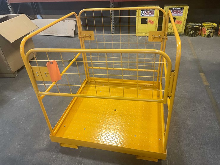 #8667-•-forklift-platform-basket-with-fork-pockets-(pr3)-image-2