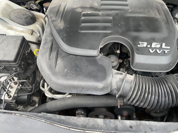 #268-•-2011-dodge-charger-(rhinelander,-wi)(title-in-delay)-image-41