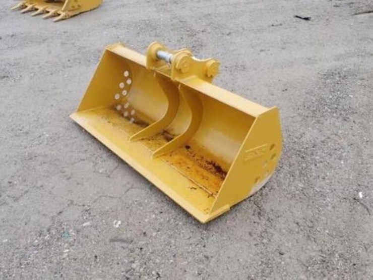 caterpillar-304-image-6