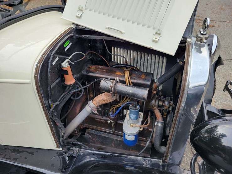 1927-chevrolet-capitol-image-76