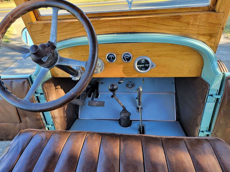 1923-oakland-huckster-image-96