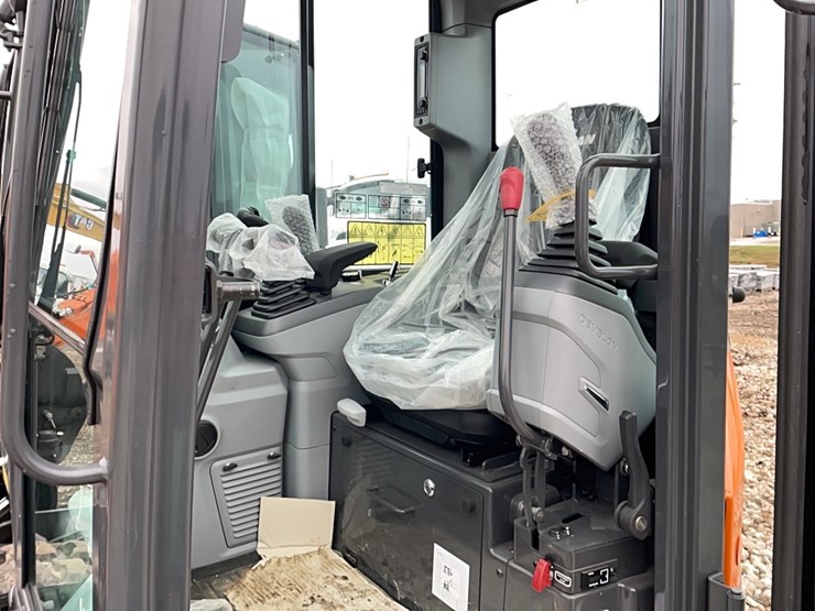 develon-dx35z-7-image-12