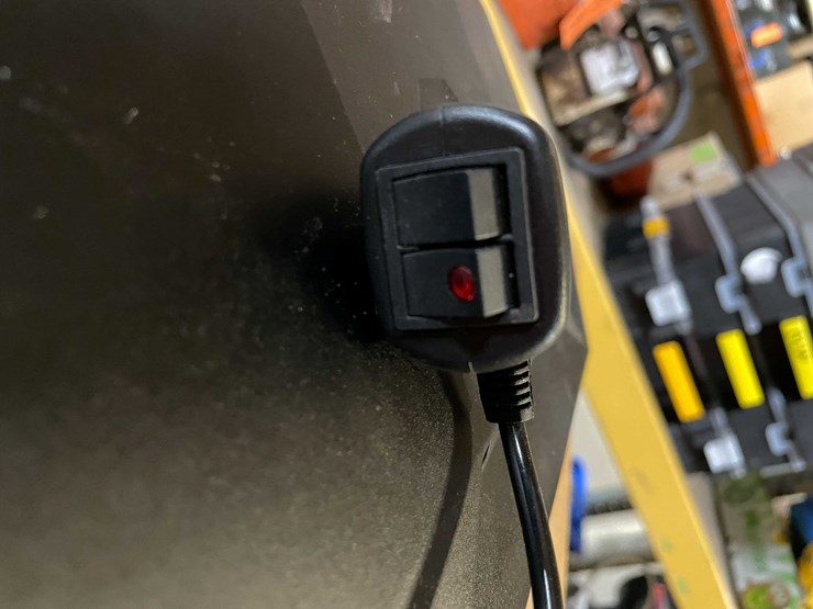 #8669-•-amber-led-strobe-light-(pr11)-image-9